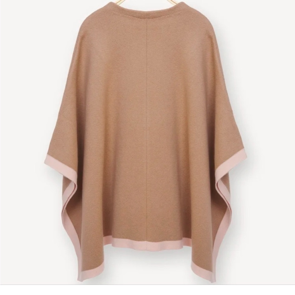 CHLOÉ
Kids Stone Cotton And Wool Cape With Buckle - Picture 4 of 16